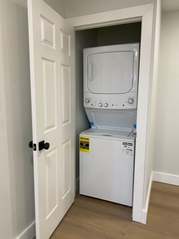 Park Manor Apartments - Photo 5 of 47