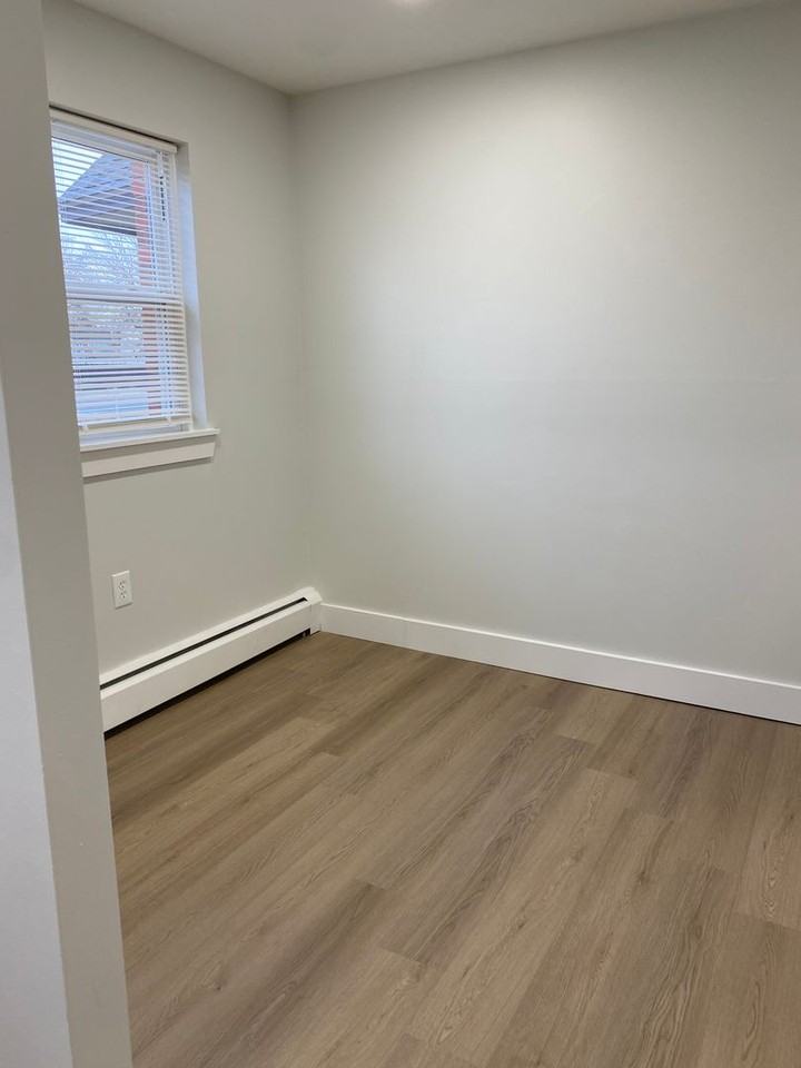 Park Manor Apartments - Photo 7 of 47