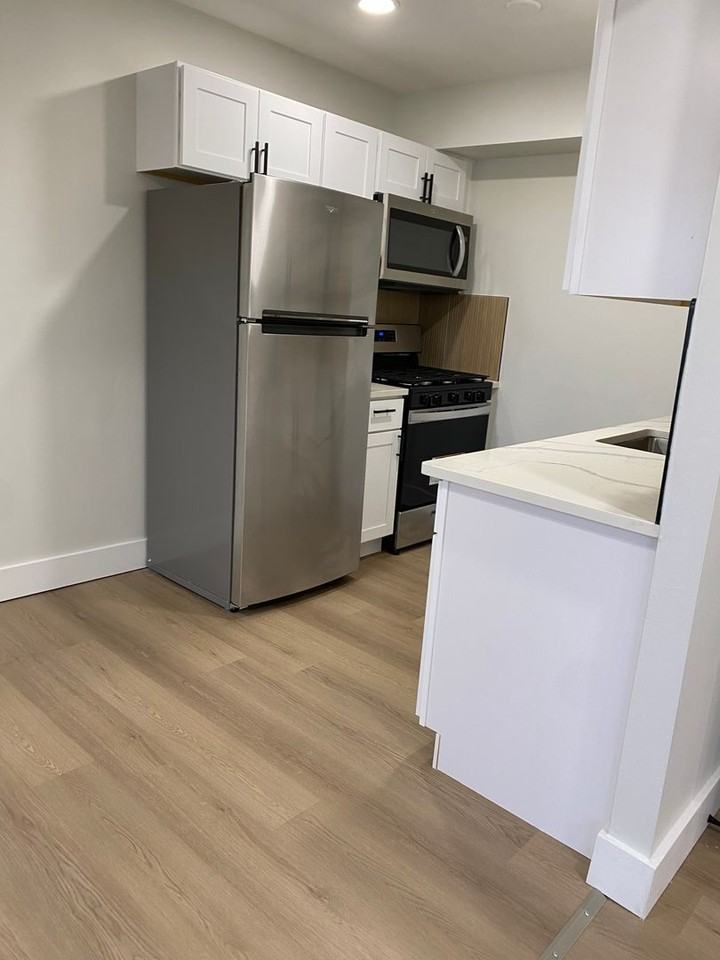 Park Manor Apartments - Photo 3 of 46