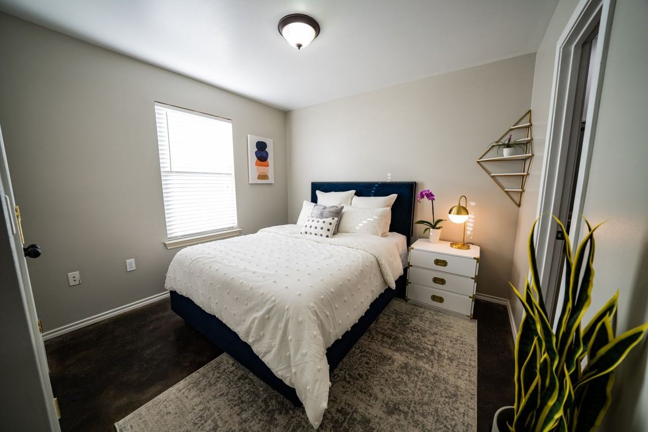 Southview Village - Photo 6 of 41