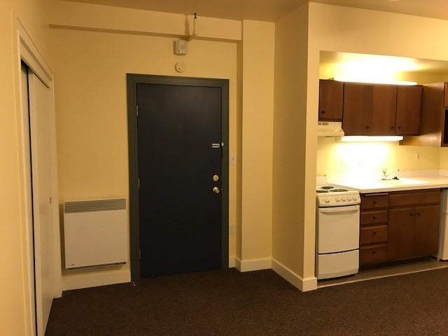 Washington Plaza Apartments - Photo 4 of 27