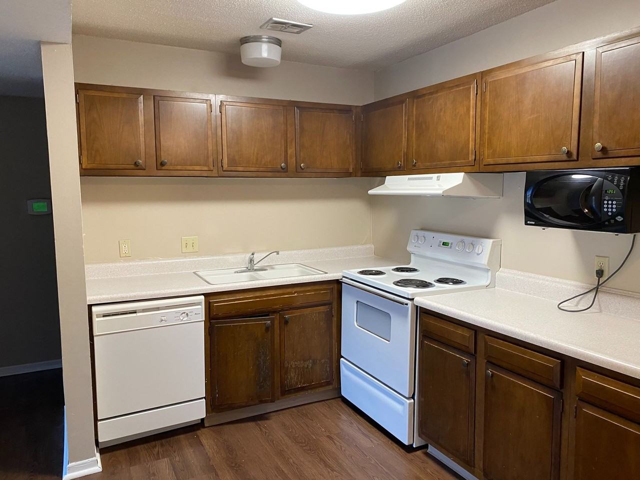 Quail Creek Apts. - Photo 4 of 50