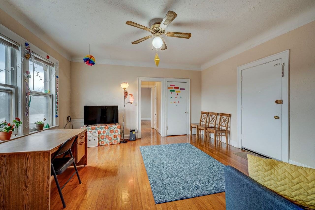 2450 Overlook Road - Photo 4 of 40