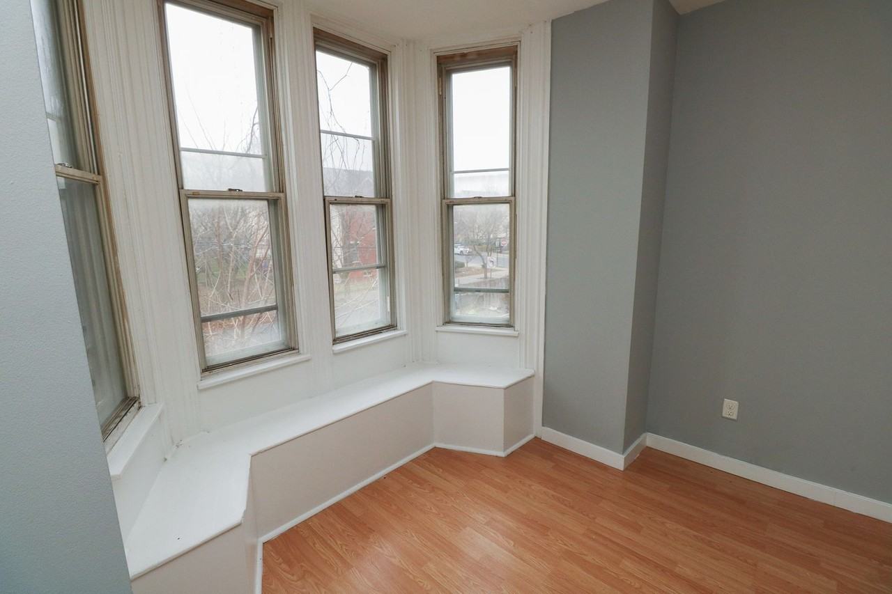 1839 W Master St. - Photo 7 of 10