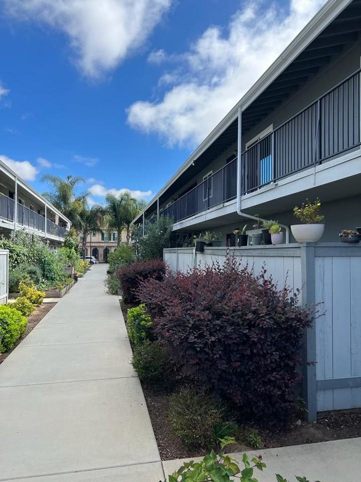 Park House Apartments - Photo 2 of 12