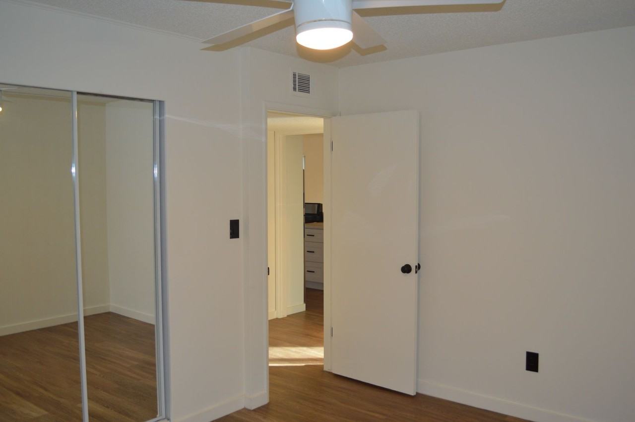 Park House Apartments - Photo 3 of 11