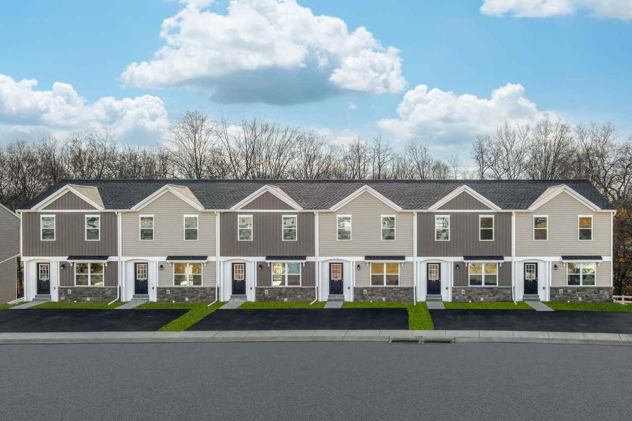 Townes at Hampden Apartments 123 Salem Church Rd, Mechanicsburg, PA