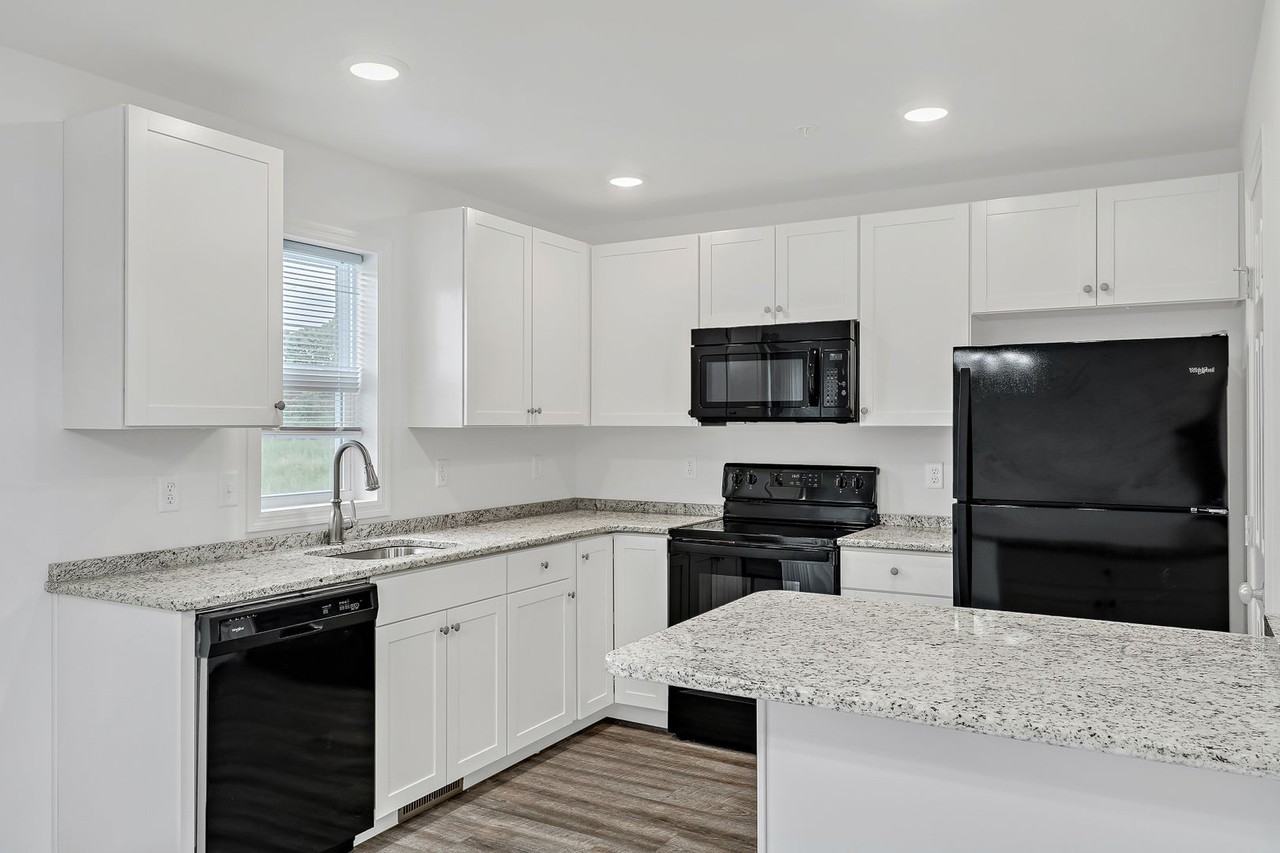 268 Sruthi Dr - Photo 6 of 13