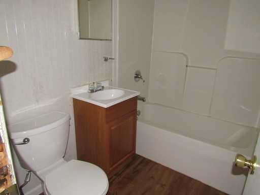 733 apt 1-2 School St. - Photo 3 of 19