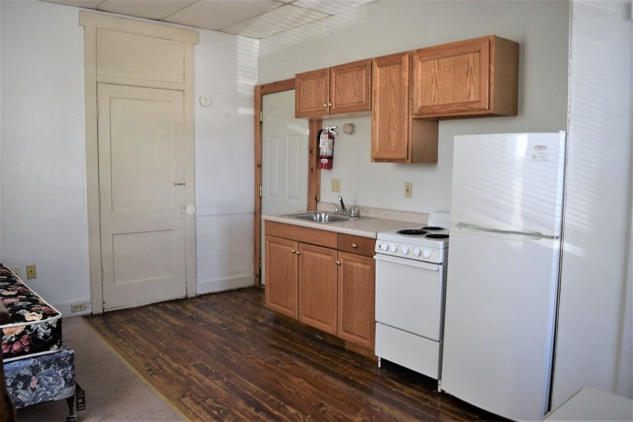 777 apt 1-6 Wayne Ave. - Photo 2 of 24