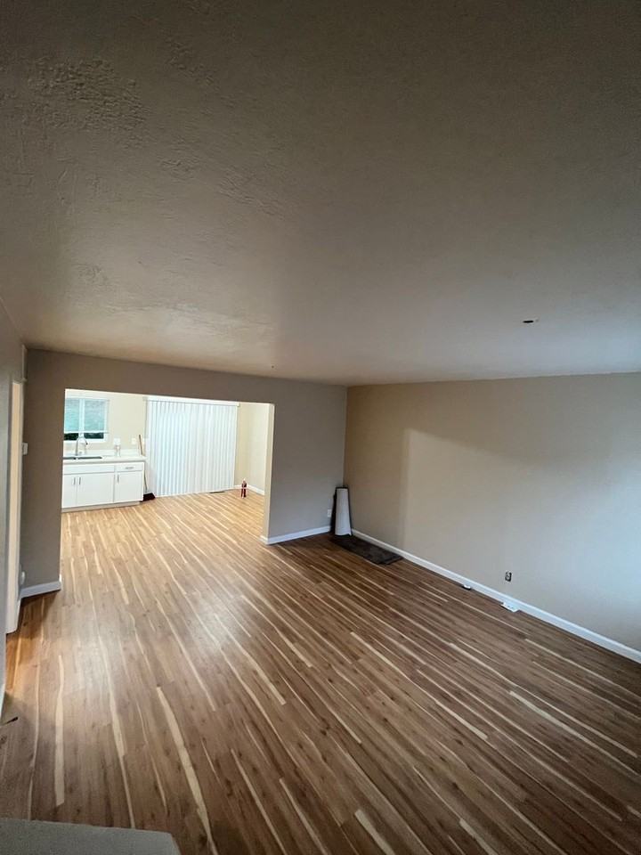 906 E. Cotati Avenue - Photo 3 of 10