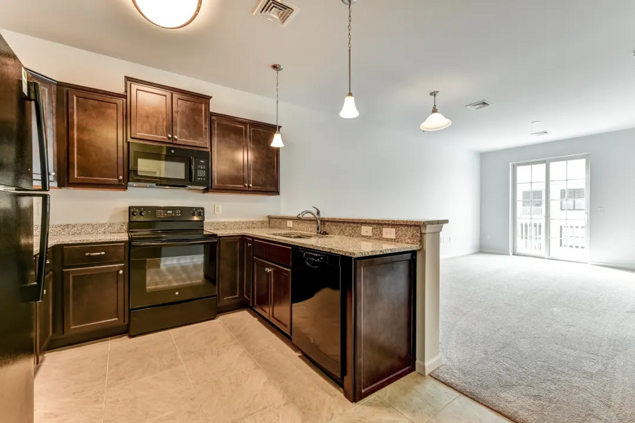 VERDE - Photo 5 of 15