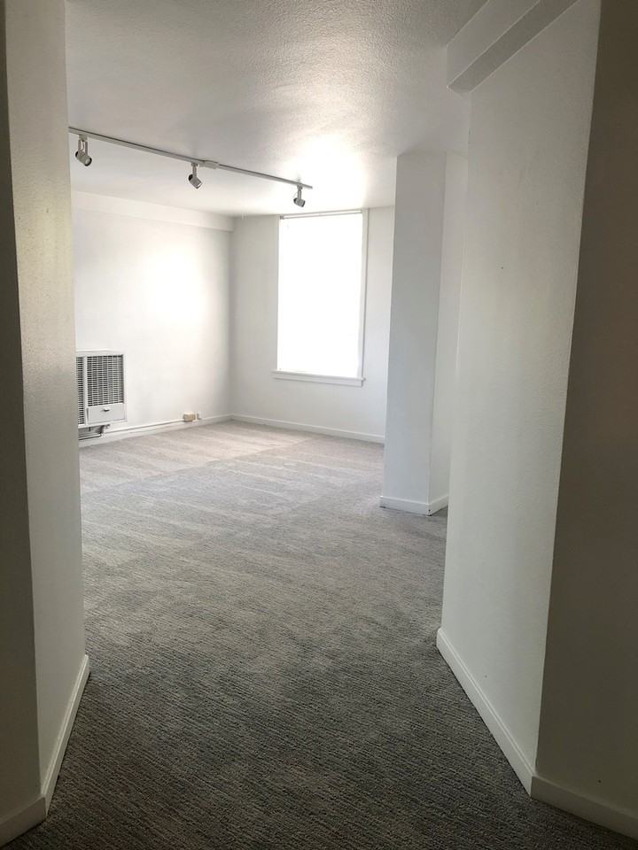 Curtiss Apartments - Photo 3 of 13