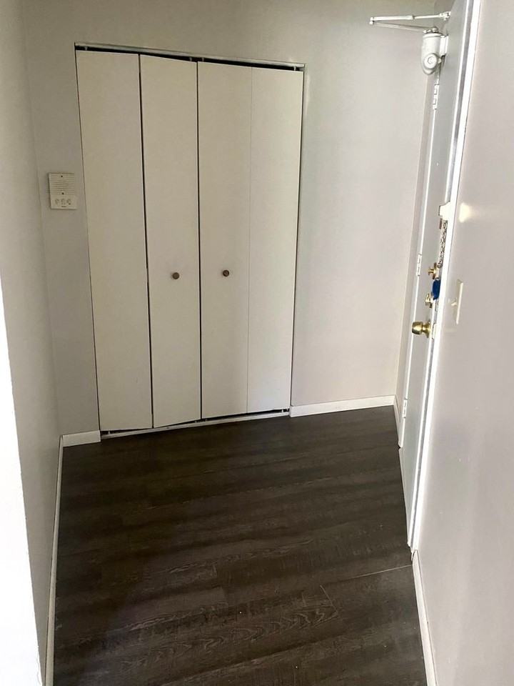 Eagle Crest Apartments - Photo 3 of 12