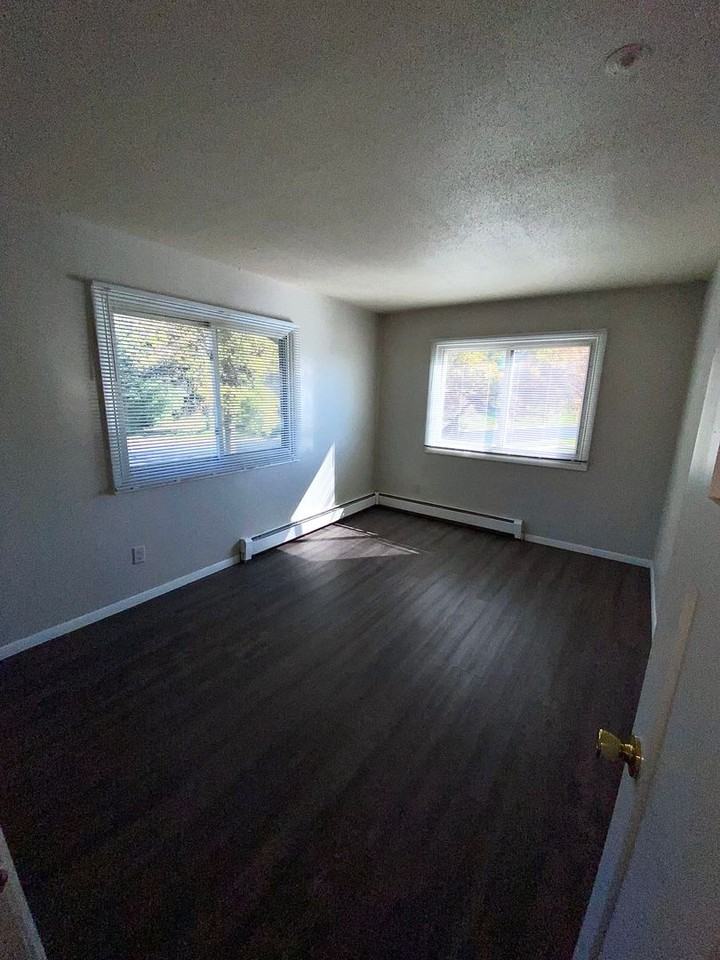 Eagle Crest Apartments - Photo 5 of 12
