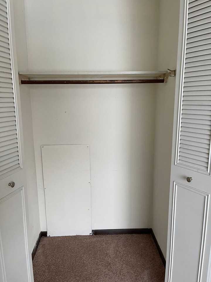 Evergreene Apartments - Photo 3 of 12