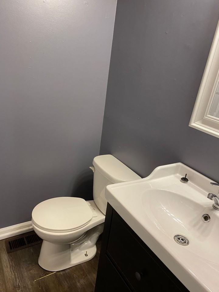 2200 - Photo 6 of 10