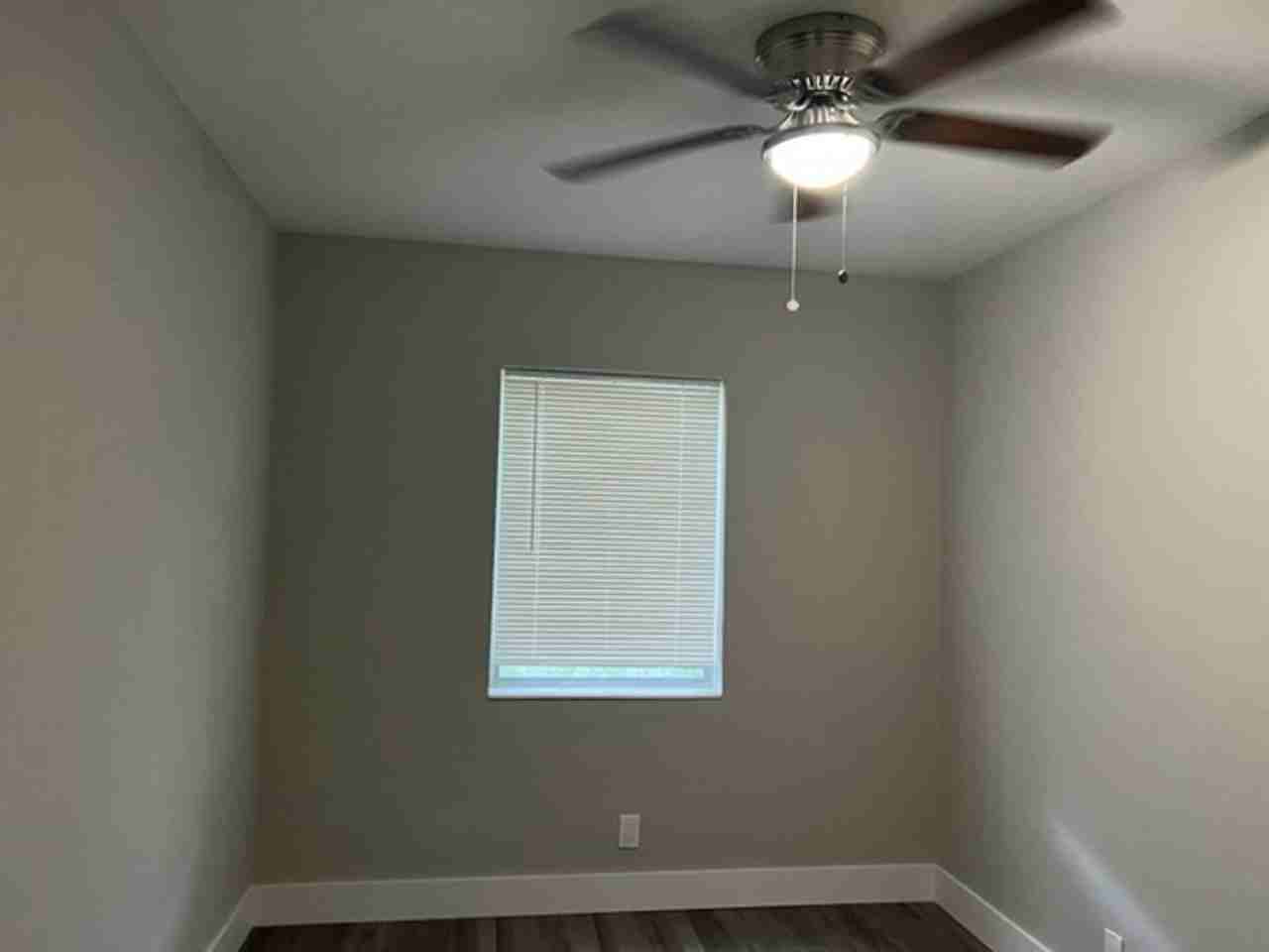 ACS 716 LLC - Photo 6 of 9