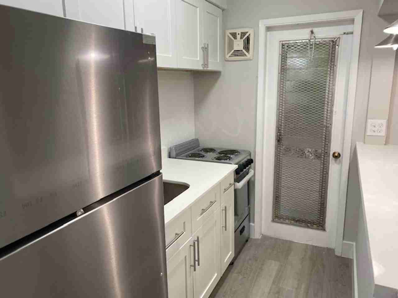 ACS 716 LLC - Photo 4 of 9