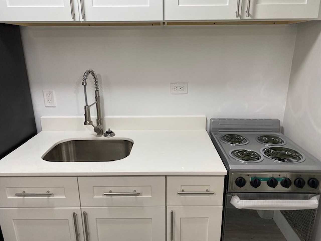 ACS 716 LLC - Photo 5 of 9