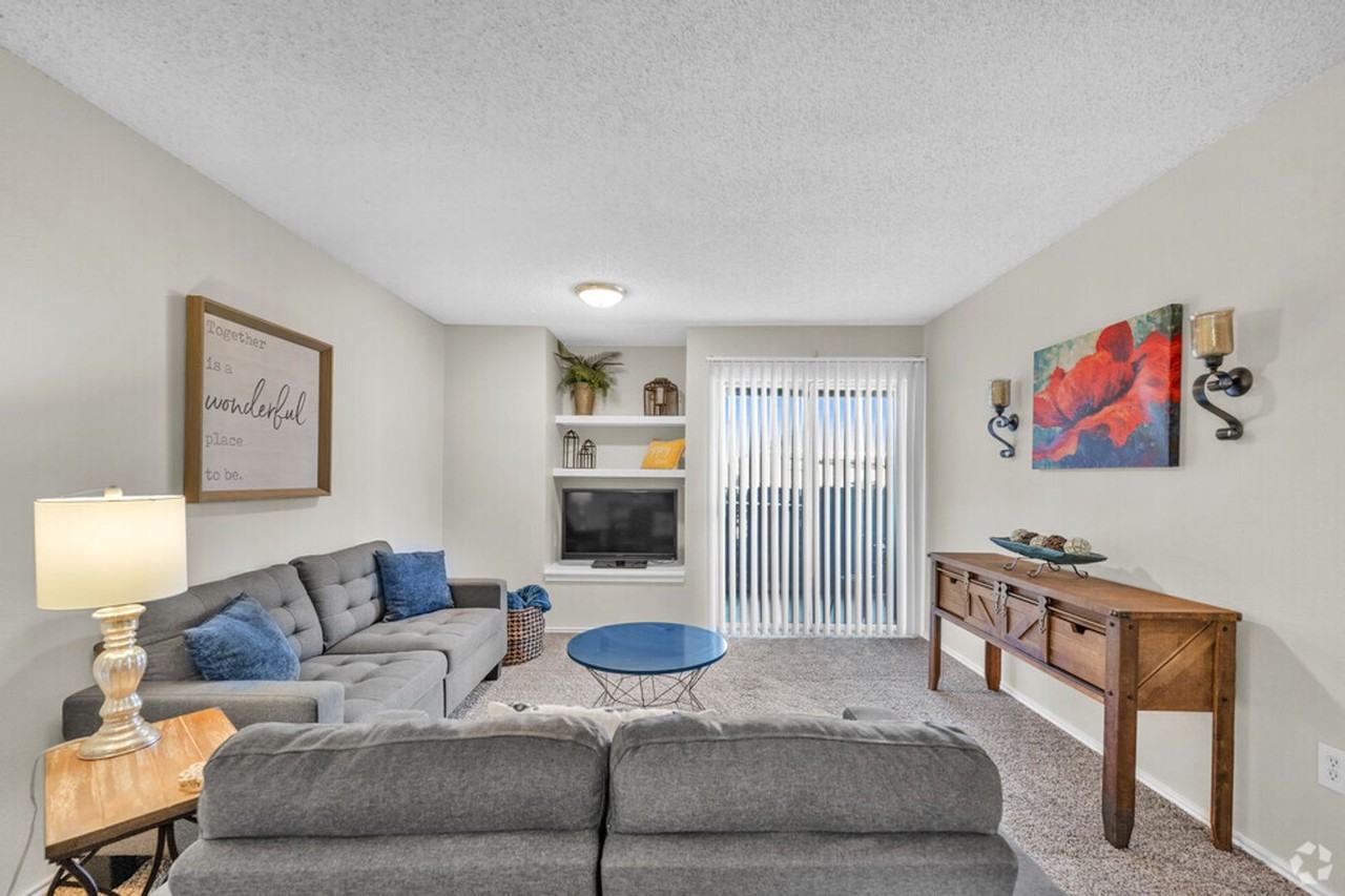 Chasewood - Photo 7 of 34