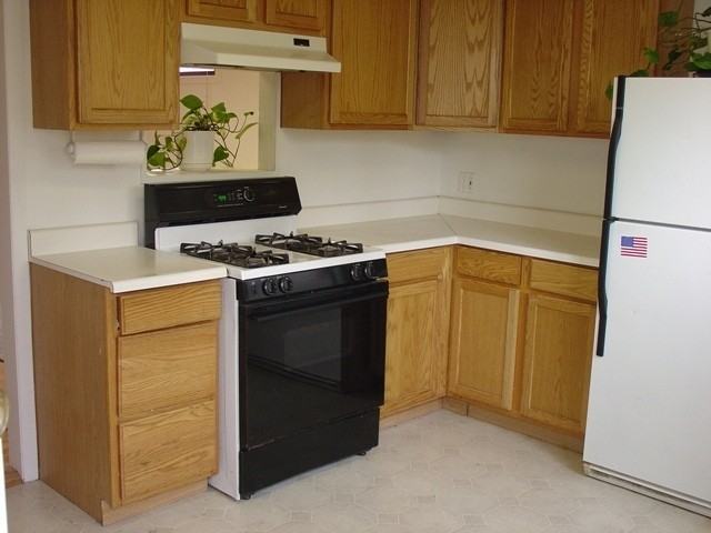 Greenwood Duplex - Photo 5 of 31