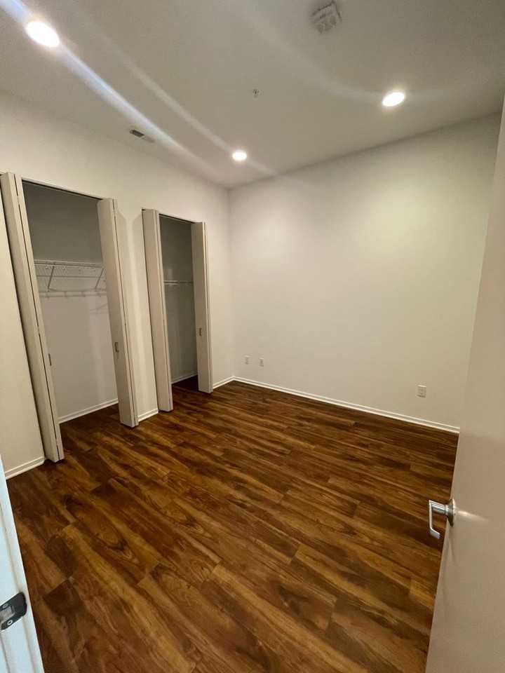 The Highline - Photo 4 of 50