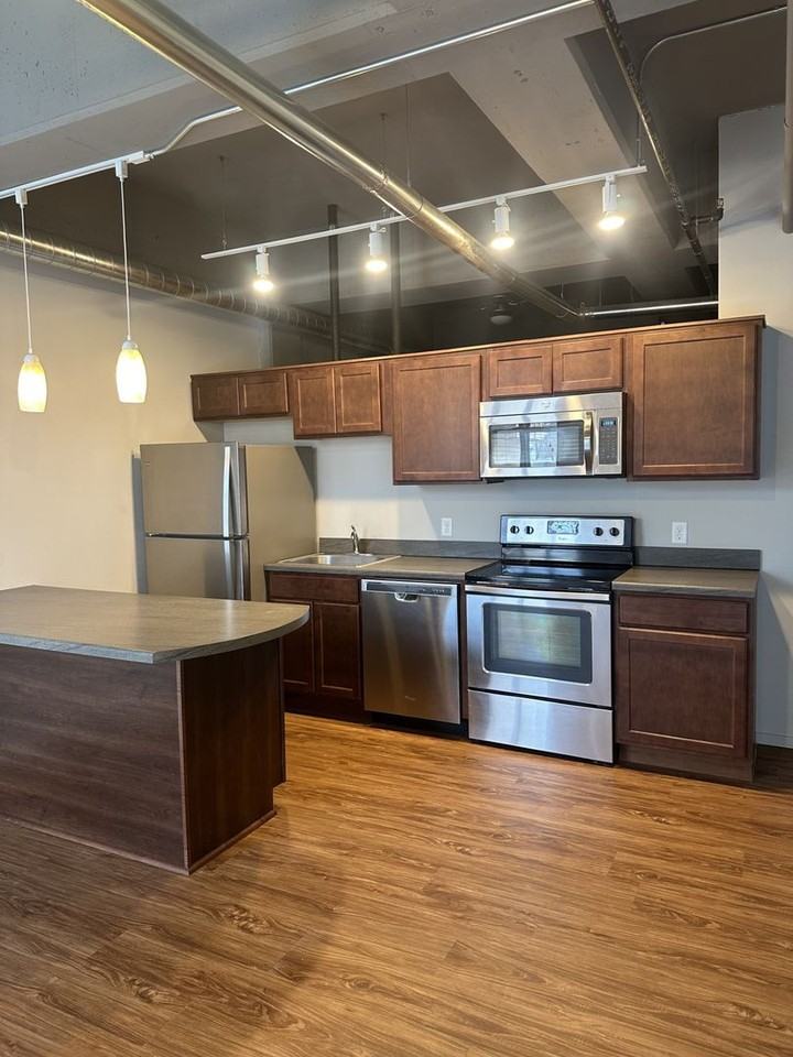 The Rochester - Photo 3 of 50