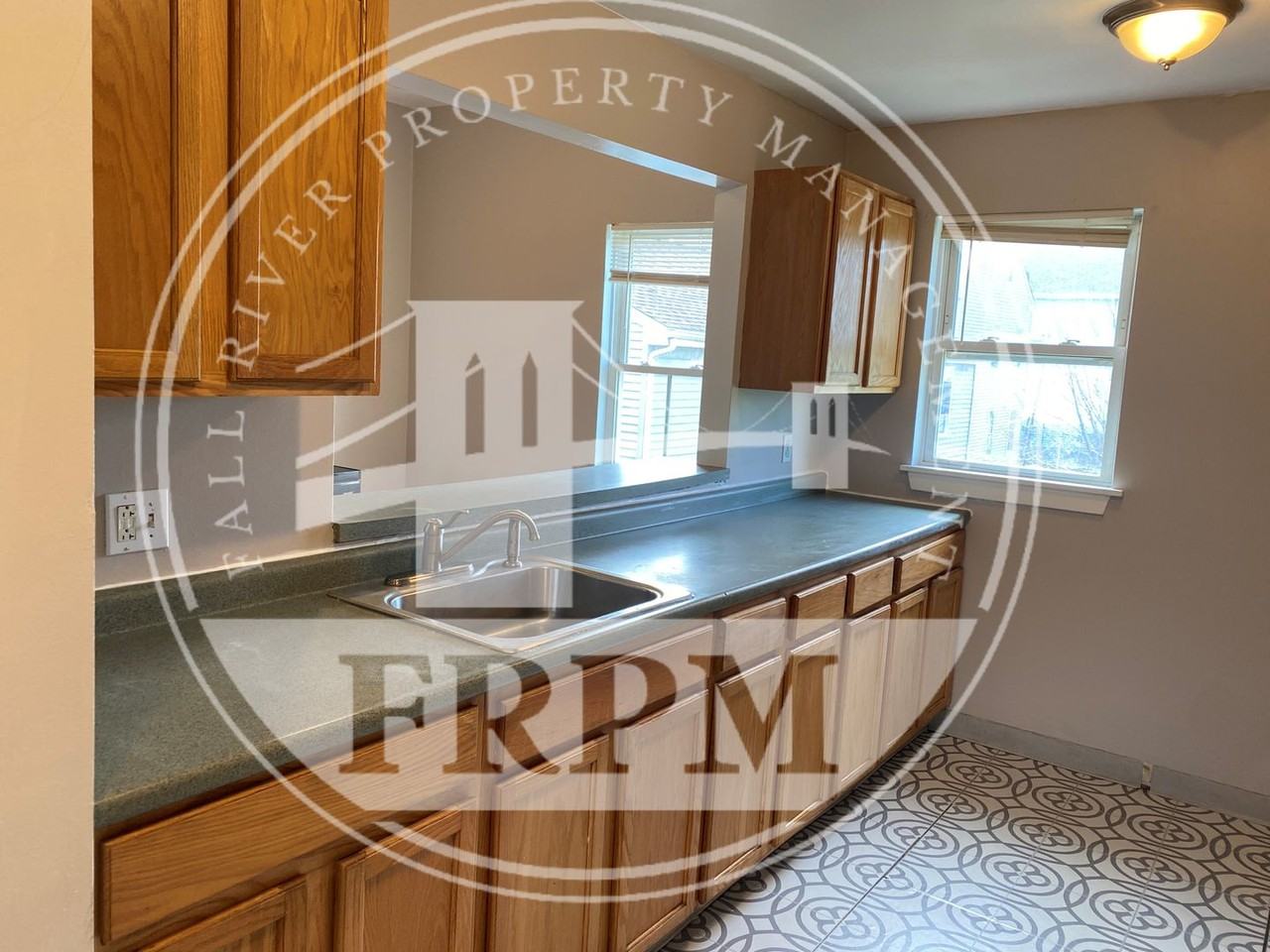 297-303 Hartwell St - Photo 3 of 28