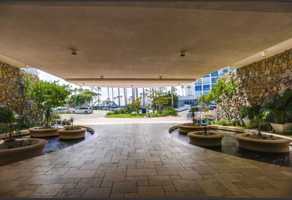 featured image of 1820 Avenida Del Mundo