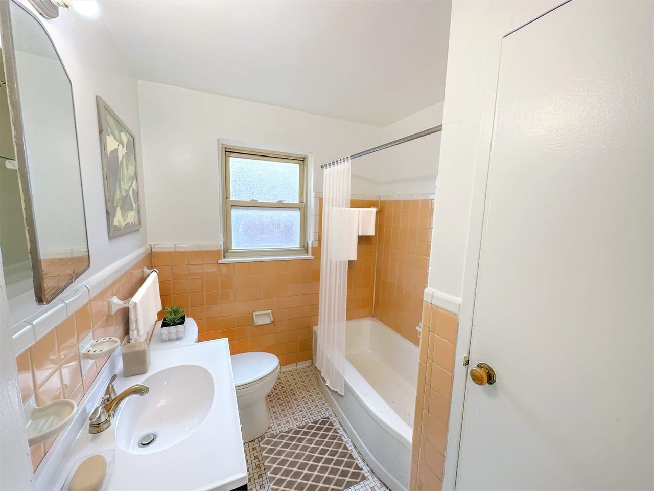 Covington Terrace - Photo 3 of 7