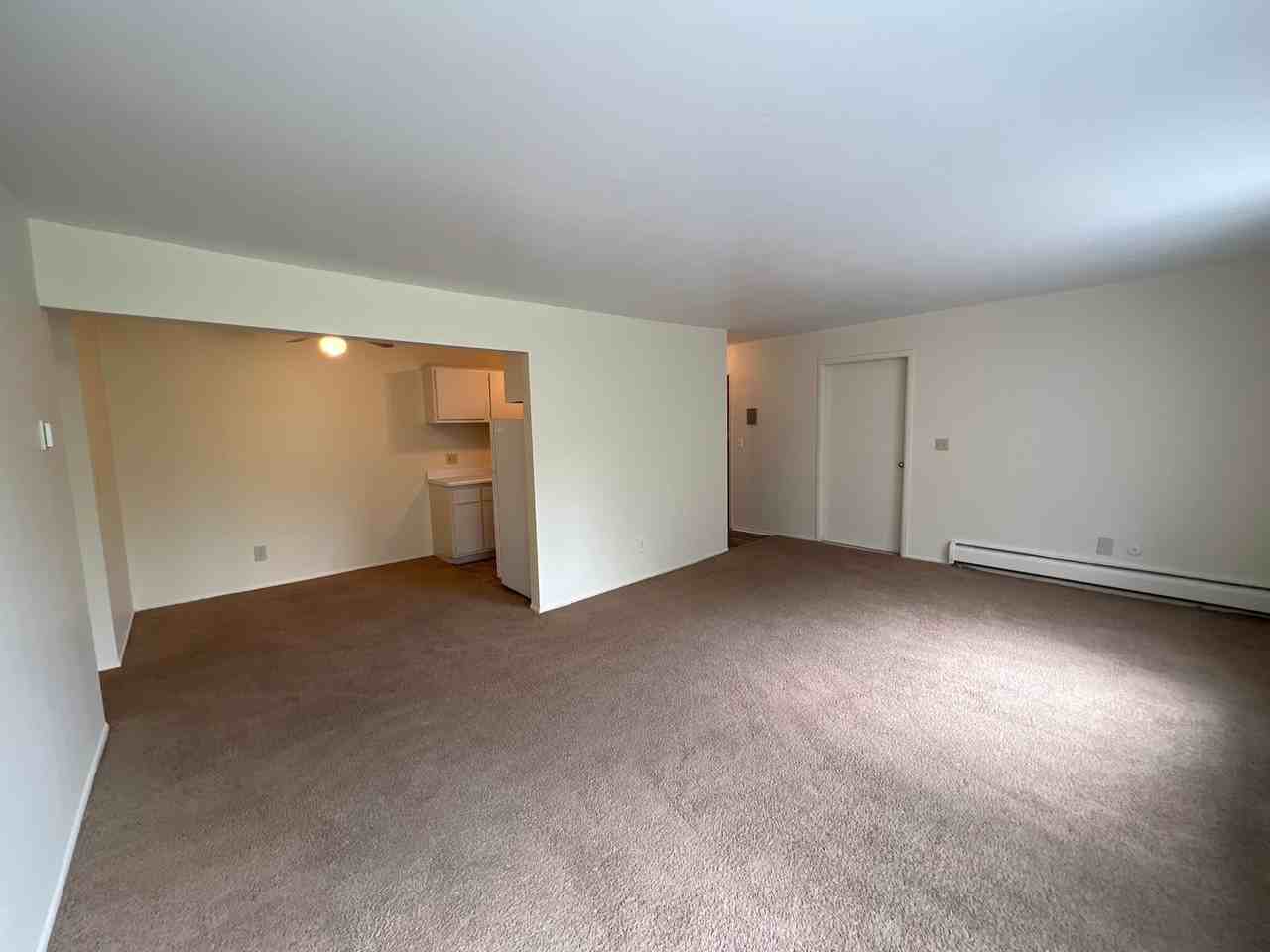 Pickford Place Apartments - Photo 6 of 17