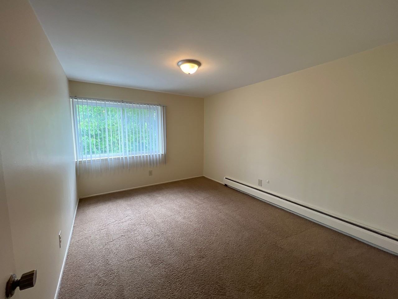 Pickford Place Apartments - Photo 7 of 17