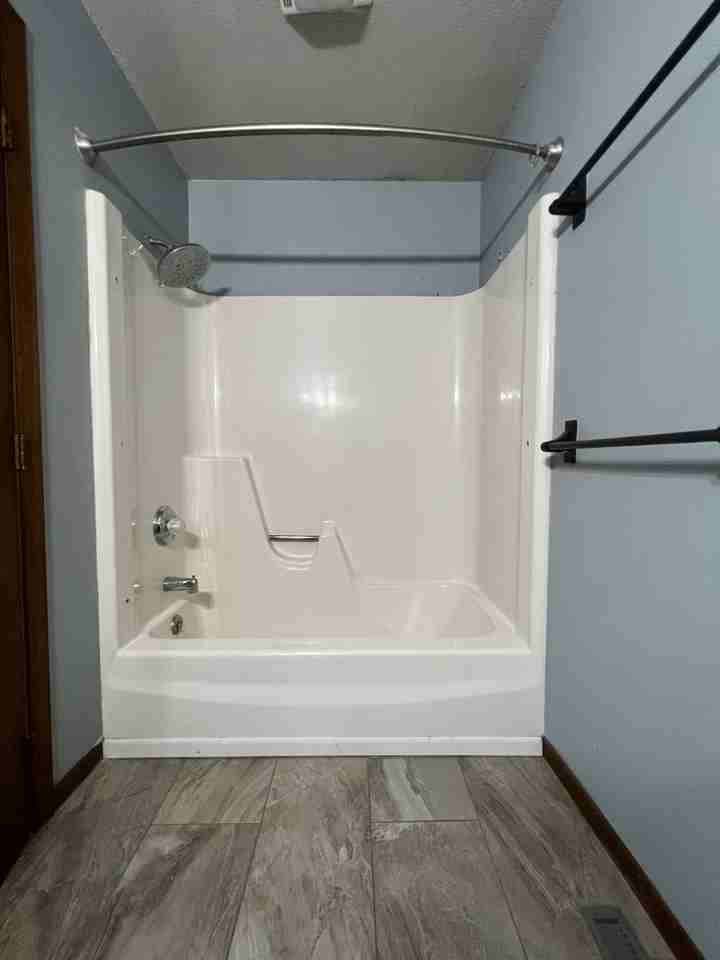 824 Johnson St - Photo 2 of 18