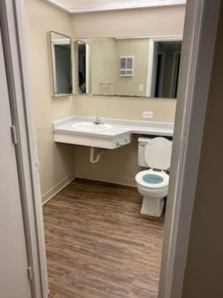 Midland Towers Apartments - Photo 3 of 47