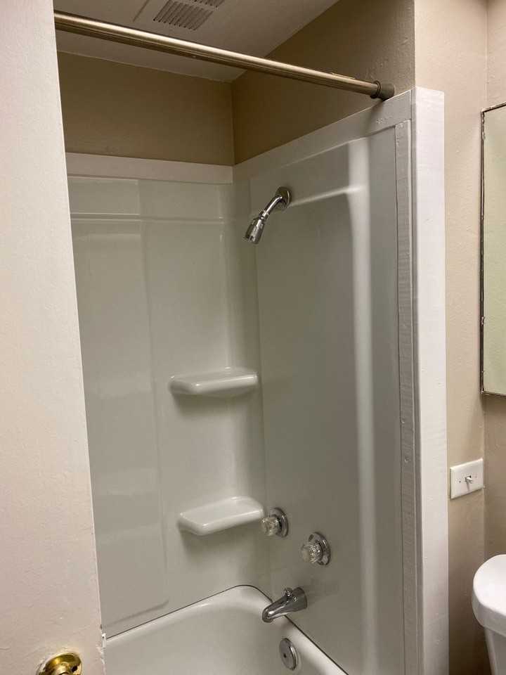 Midland Towers Apartments - Photo 4 of 47