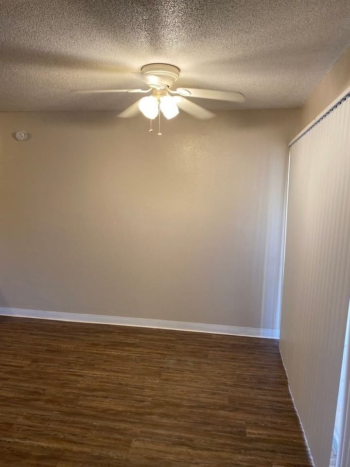 Midland Towers Apartments - Photo 5 of 47