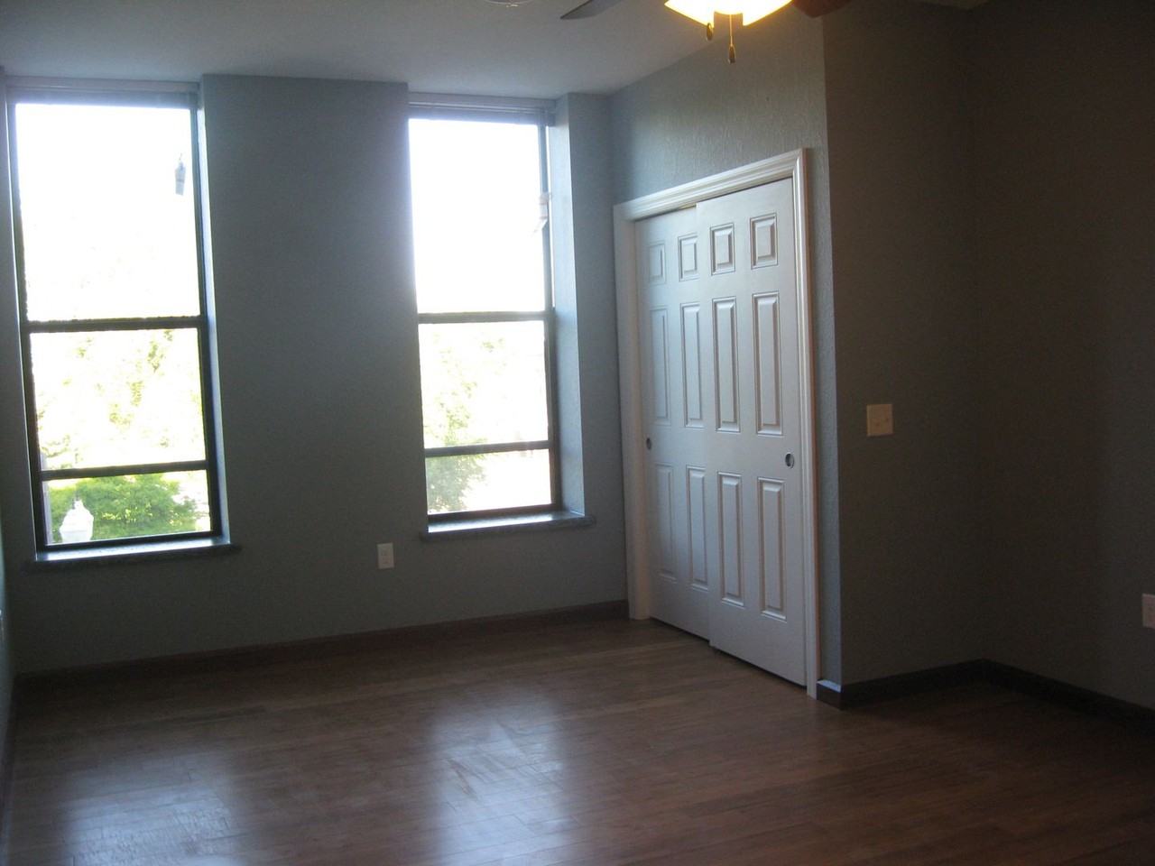 Office/Retail Space Available - Photo 5 of 9