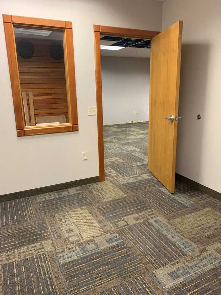 Office/Retail Space Available - Photo 3 of 8