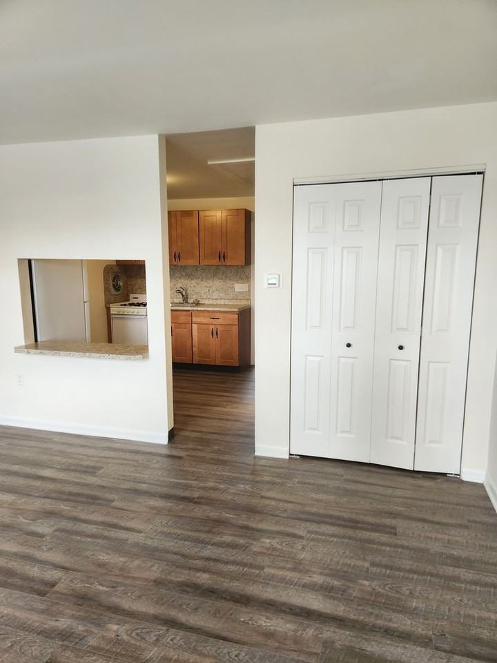 Glenn Wyn (06gl) - Photo 2 of 11