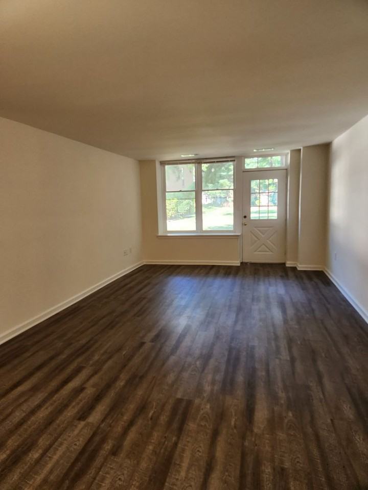 Williamson Square (06wi) - Photo 3 of 48