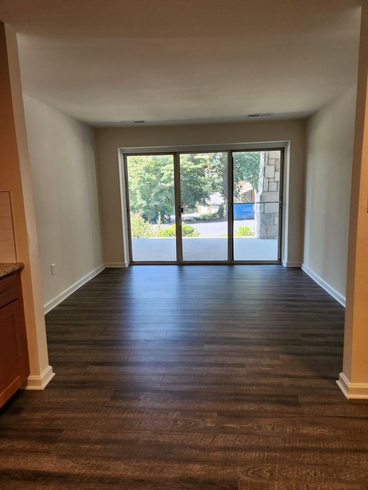 Williamson Square (06wi) - Photo 6 of 48