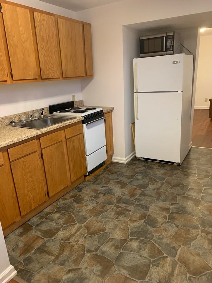 High Street - Photo 3 of 8