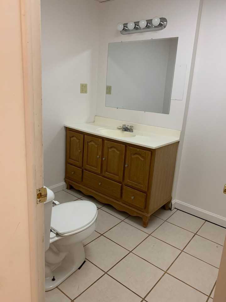 High Street - Photo 4 of 8