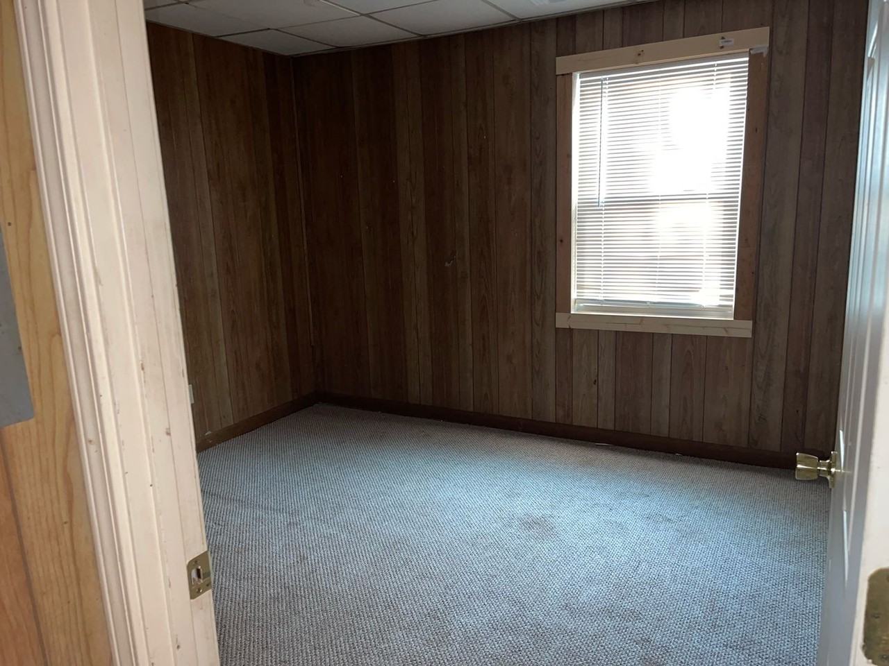 Spruce St 800 - Photo 3 of 6