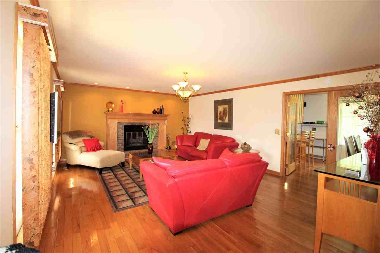 Whisperwood - 5555 - Photo 3 of 25