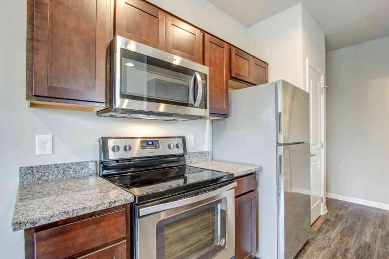 51463 Westend Dr - Photo 3 of 8