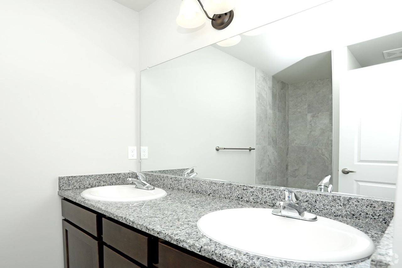 Mid-Town Park - Photo 6 of 29