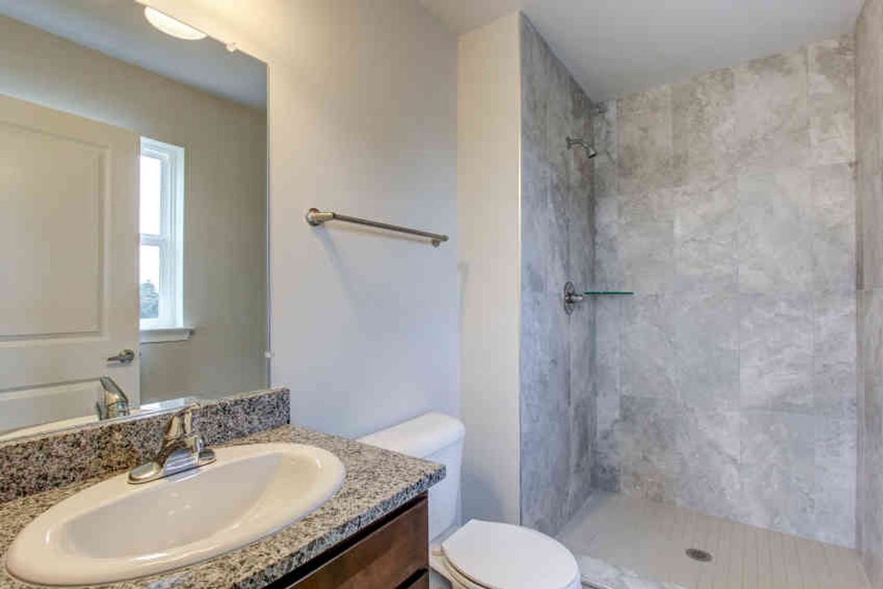 51537 Westend Dr - Photo 7 of 11