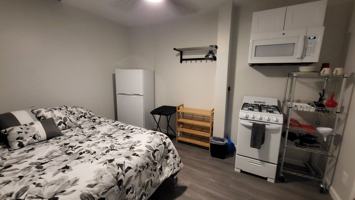 featured image of 1055 Main St